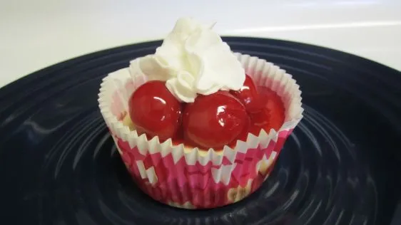 Mini Cherry Cheesecakes With Vanilla