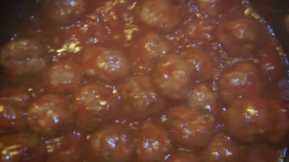 Mini-Meatballs In Cranberry Sauce