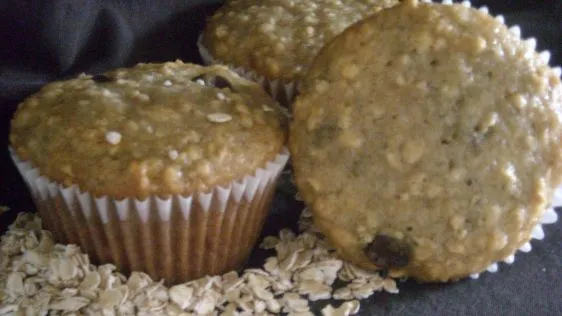 Moist Banana Oatmeal Muffins Recipe – Perfect for Breakfast