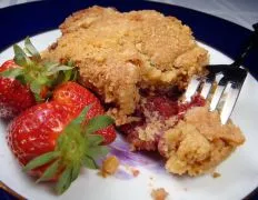 Moist Strawberry Sour Cream Coffee Cake Recipe