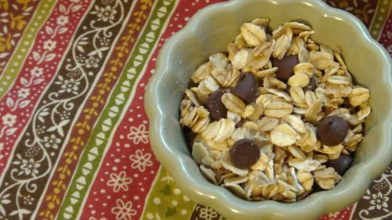 Moms Simple Granola