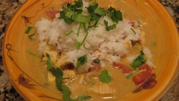 Mouthwatering Coconut Curry Chicken with a Spicy Twist