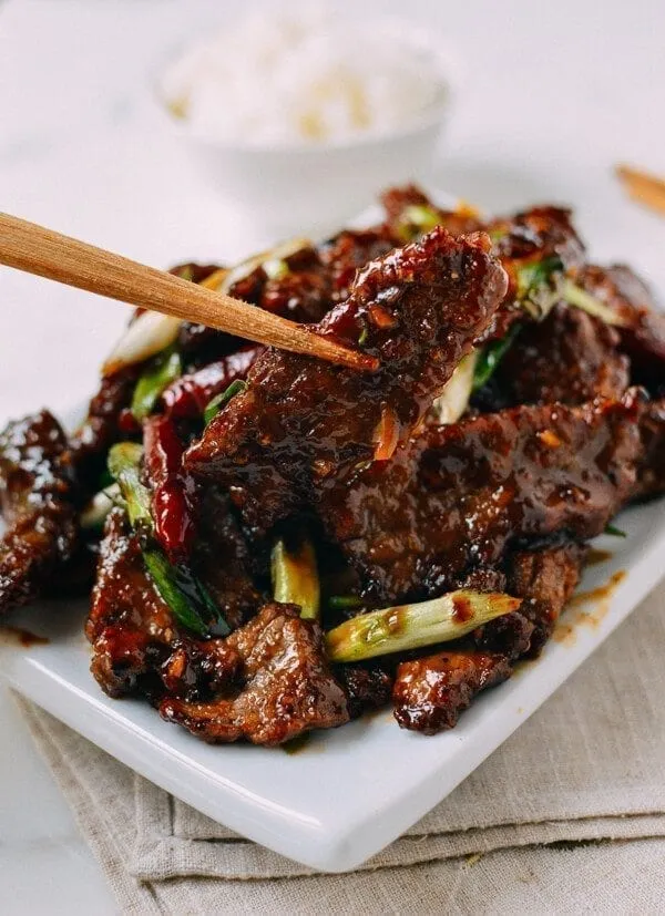 Mouthwatering Spicy Mongolian Beef Recipe for an Exotic Dinner Night