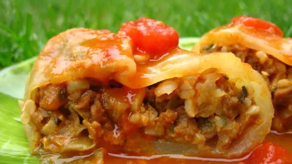 Mouthwatering Vegetarian Stuffed Cabbage Rolls – Polish Inspired