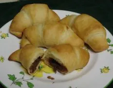 Mr. Gokittengos Nutella Crescents