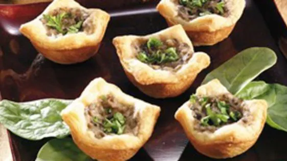 Mushroom Garlic Cream Tarts