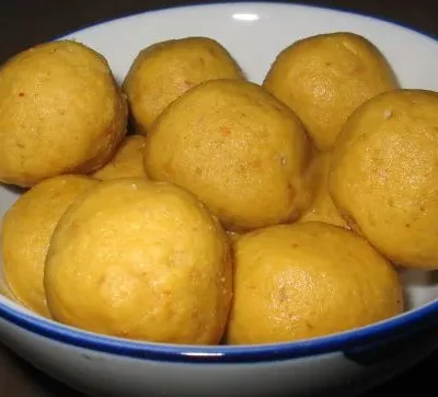 My Addictive Besan Gram Flour Ladoo