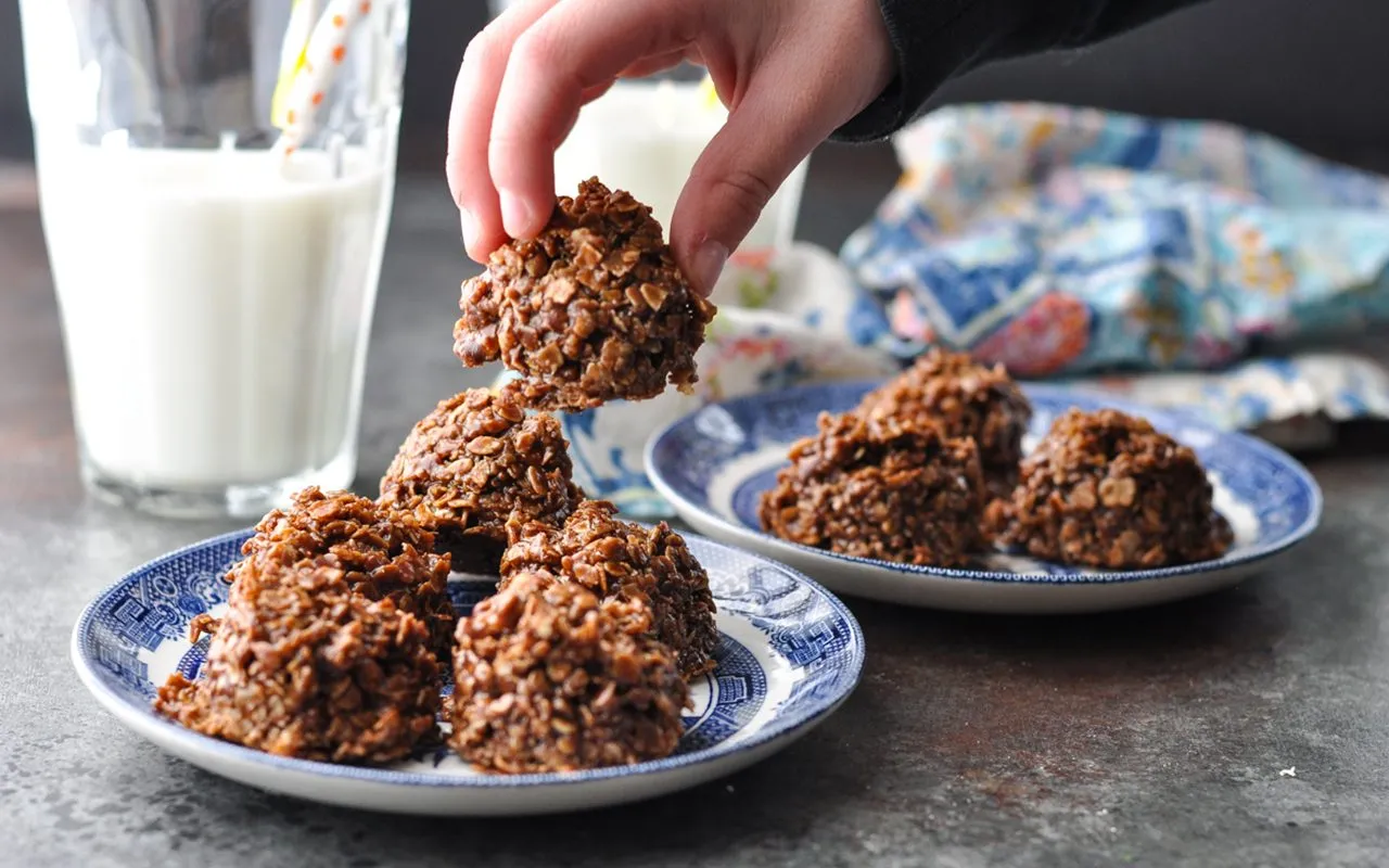 No Bake Chocolate Oatmeal Cookies