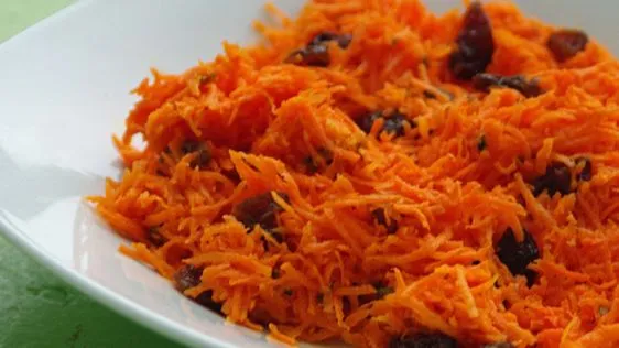 No Fat Carrot Raisin Salad