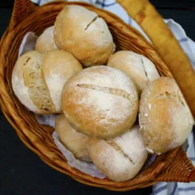 No Knead Batter Dinner Rolls