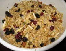 Nutty Delight Granola Mix: A Crunchy Breakfast Adventure