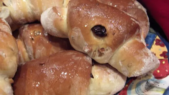 Nutty Raisin Crescents