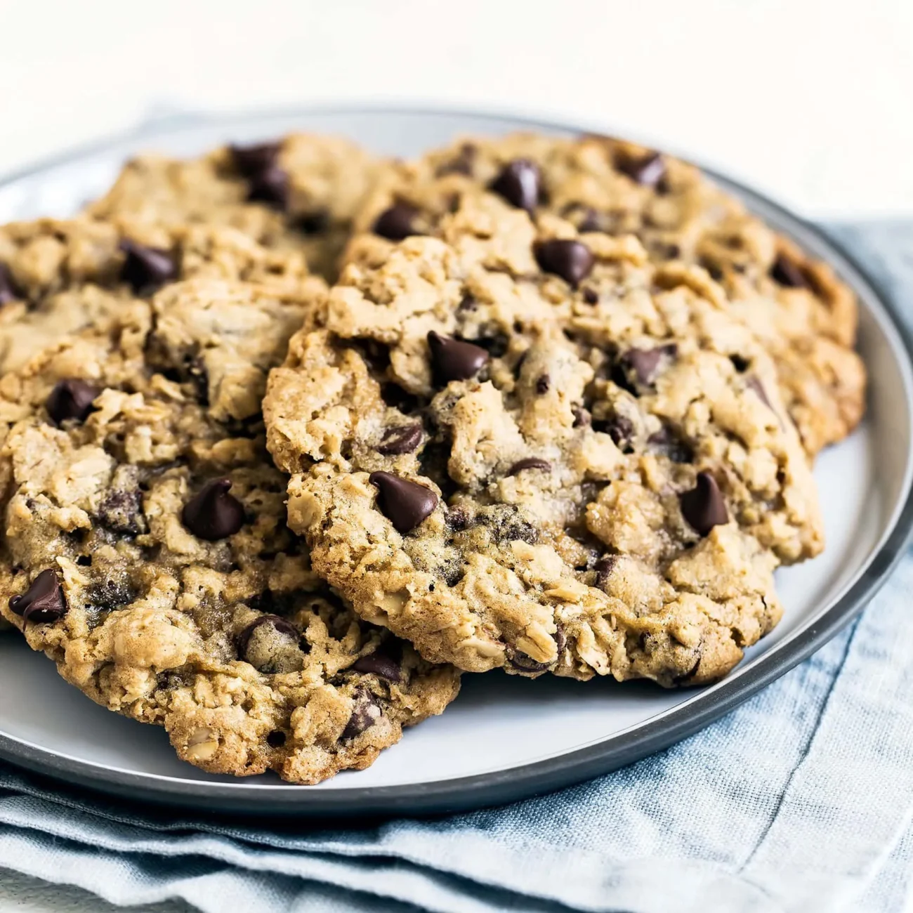 Oatmeal Chocolate Chip Cookies