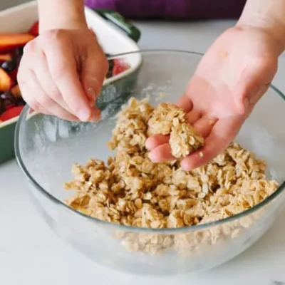 Oatmeal Fruit Crisp