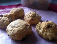 Oatmeal Raisin Scones