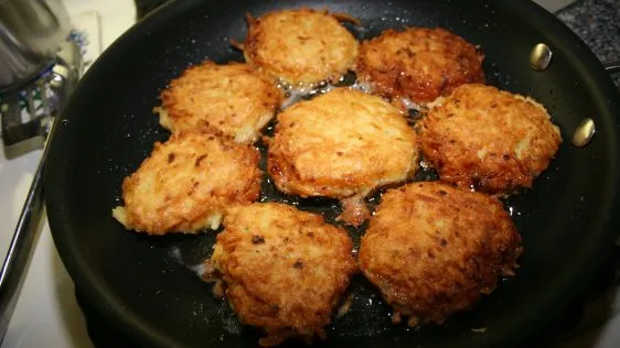 Old-Fashion Potato Pancakes