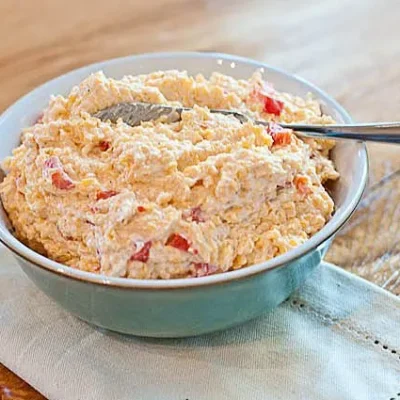 Old Fashioned Pimiento Cheese Spread