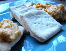 Old-Fashioned Soda Crackers