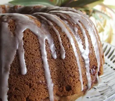 Old Fashioned Sour Cream Coffee Cake With