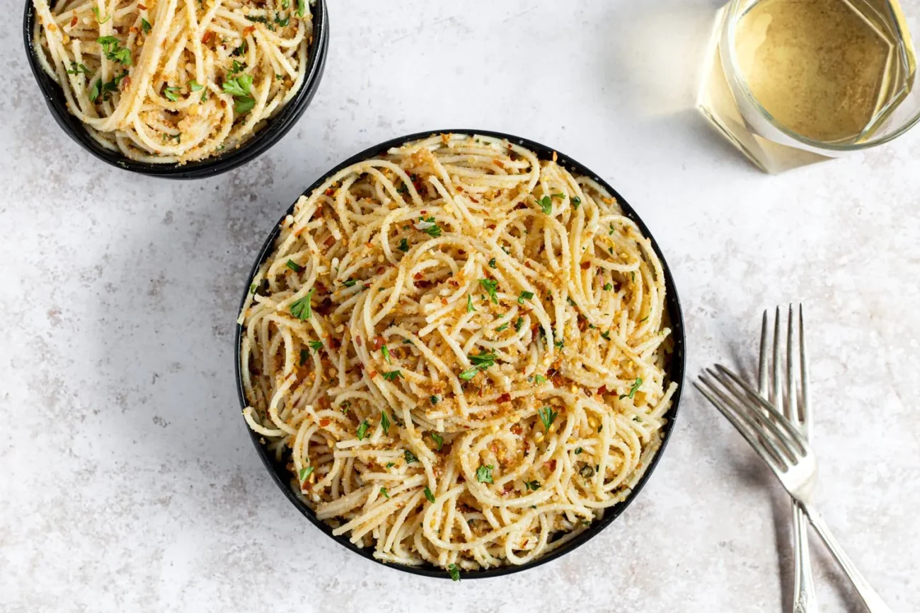 Olive Oil, Garlic, And Crushed Red Pepper Pasta