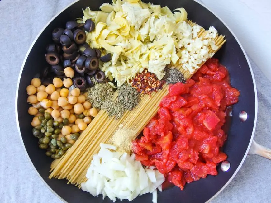 One-Pot Spaghetti Puttanesca