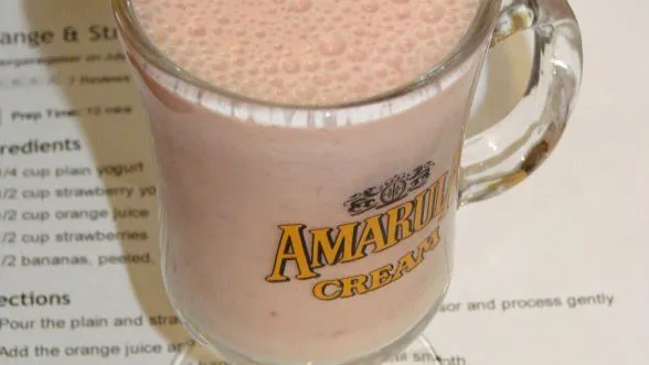 Orange & Strawberry Cream Smoothie