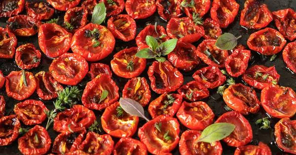 Oven-Roasted Sun-Dried Tomatoes Recipe: A Homemade Delight