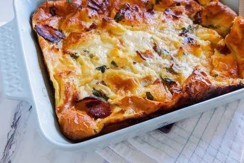 Overnight Savory Bread Pudding Strata: The Ultimate Make-Ahead Breakfast Casserole