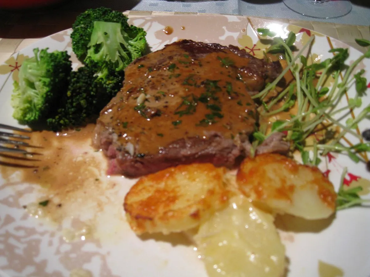 Pan-Seared Steak Diane with a Rich Mushroom Sauce