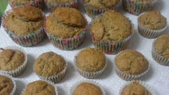 Passover Banana Muffins