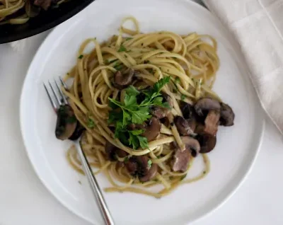 Pasta With Mushroom Garlic Sauce