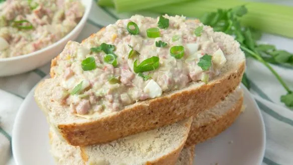 Paula Deens Best Ham Salad Sandwich