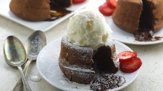 Paula Deens Molten Lava Cake