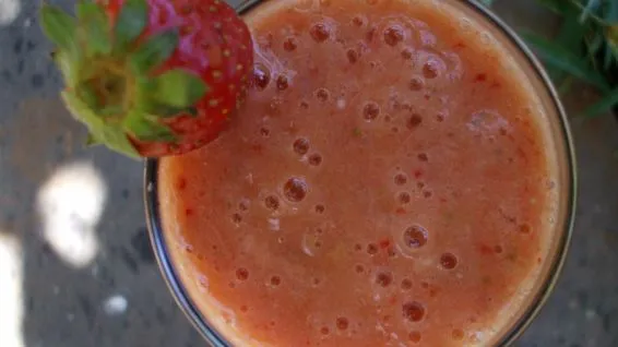 Peach And Strawberry Smoothie