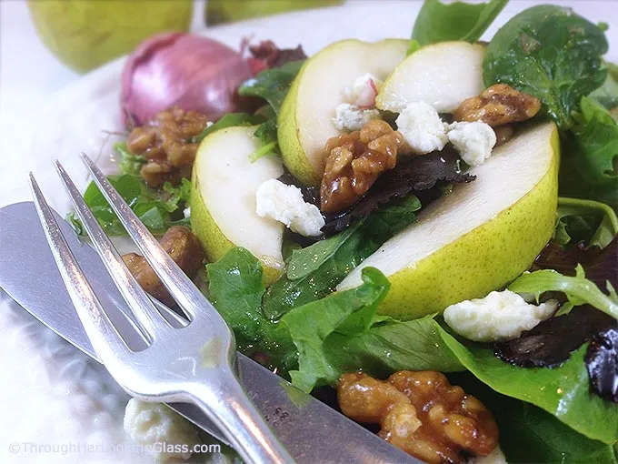 Pears With Maple, Walnuts And Gorgonzola