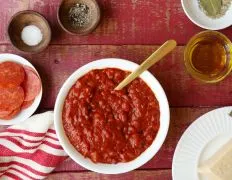 Perfect Homemade Pizza Sauce Recipe