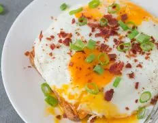 Perfectly Cooked Sunny Side Up Eggs: A Breakfast Delight