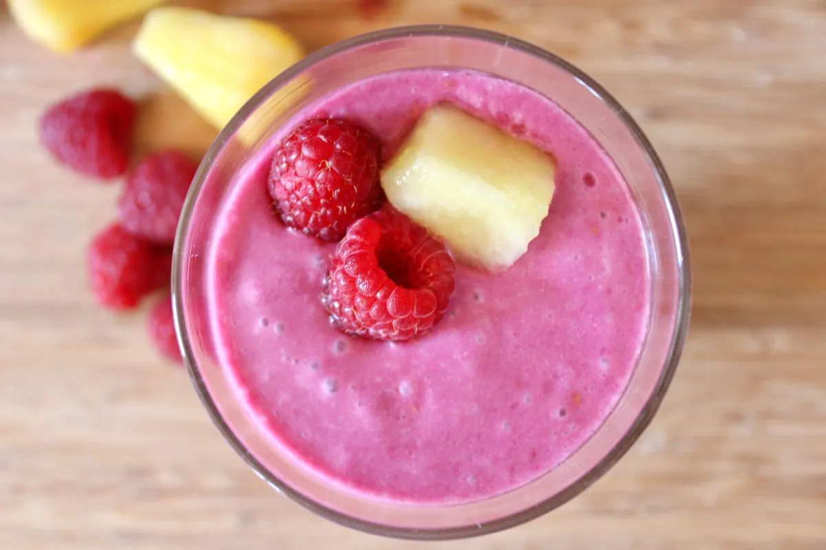 Pineapple And Raspberry Smoothie