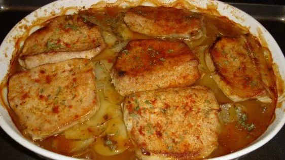 Pork Chops With Scalloped Potatoes And