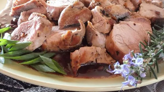 Pork Tenderloin With Merlot- Shallot Sauce