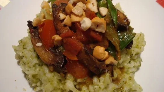 Portobello Curry With Green Rice