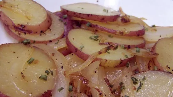 Potato And Onion Skillet Fry