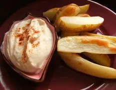 Potato Wedges With Roasted Garlic Dip