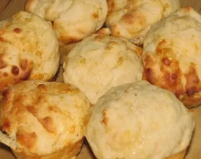 Quick Cheese Muffins