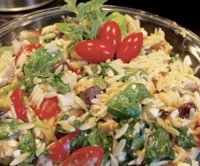 Quick Greek Spinach And Chicken Orzo