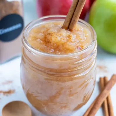 Quick Homemade Applesauce No Sugar Added