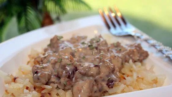 Quick and Delicious Homemade Sausage Gravy Recipe