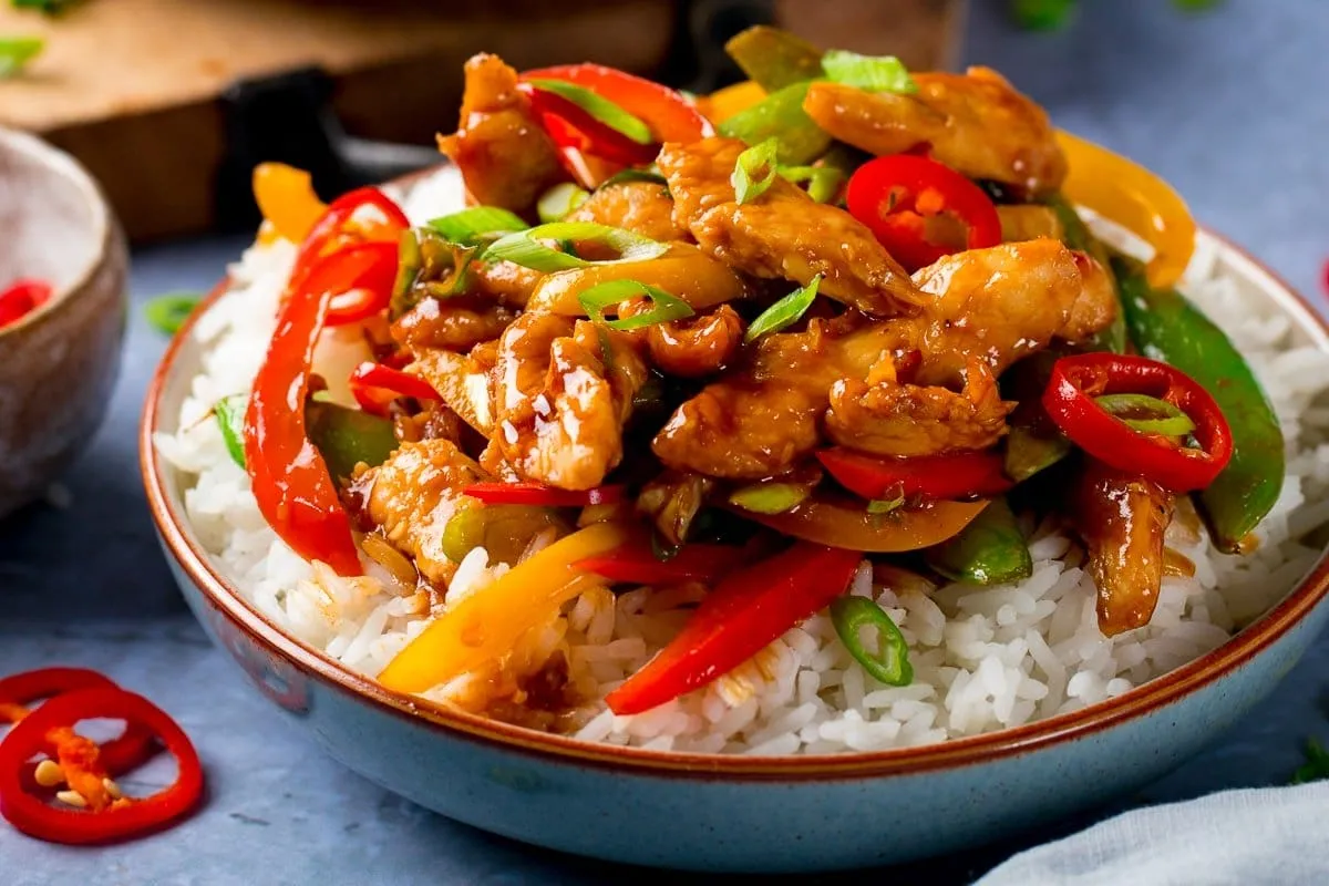 Quick and Easy Authentic Chinese Chicken Stir-Fry