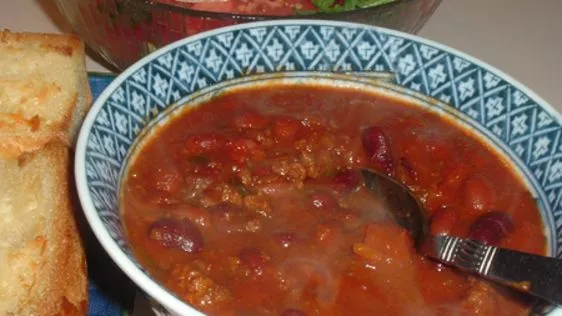 Quick and Simple Mild Chili Recipe for Family Dinners