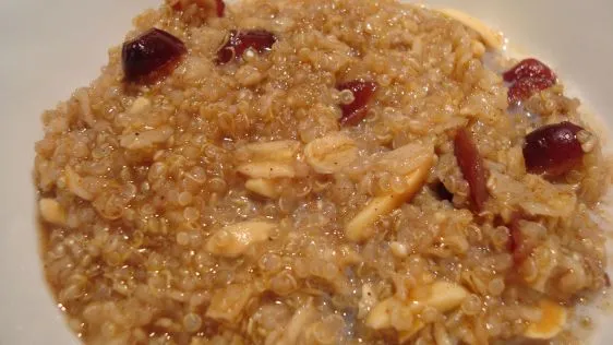 Raisin Spice Hot Cereal With Quinoa